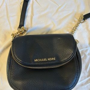 Michael Kors handbag shoulder strap and body strap Gold detailing
